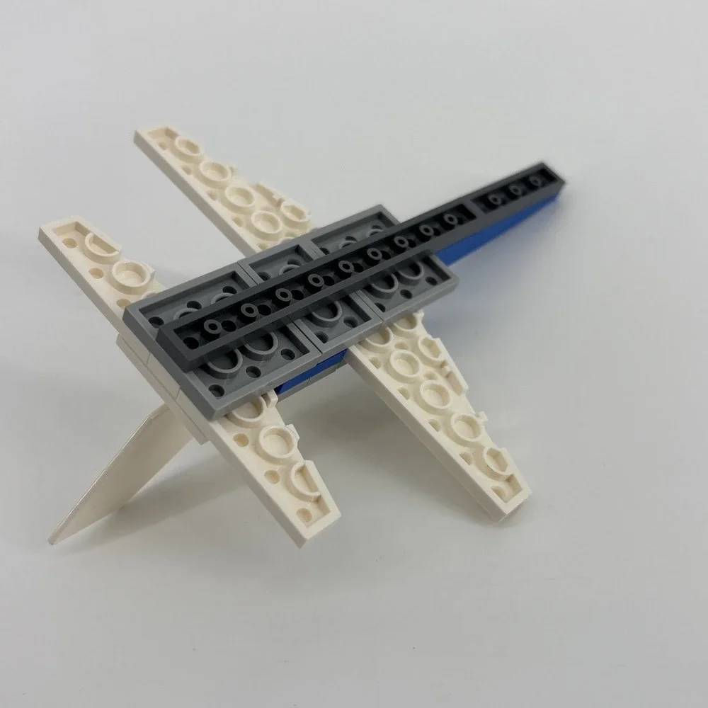 LEGO 40321 January 2019 Monthly Mini Build: Jet‎ Fighter